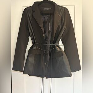 Maniere De Voir Black Leather-Trimmed Blazer. Us 6/uk 10